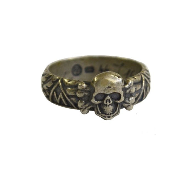 GERMAN SS TOTENKOPF RING LARGE SKULL