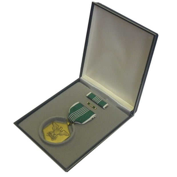 AMERICAN ARMY COMMENDATION MEDAL DECORATION SET