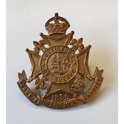 CANADIAN LES VOLTIGEURS DE QUEBEC CAP BADGE