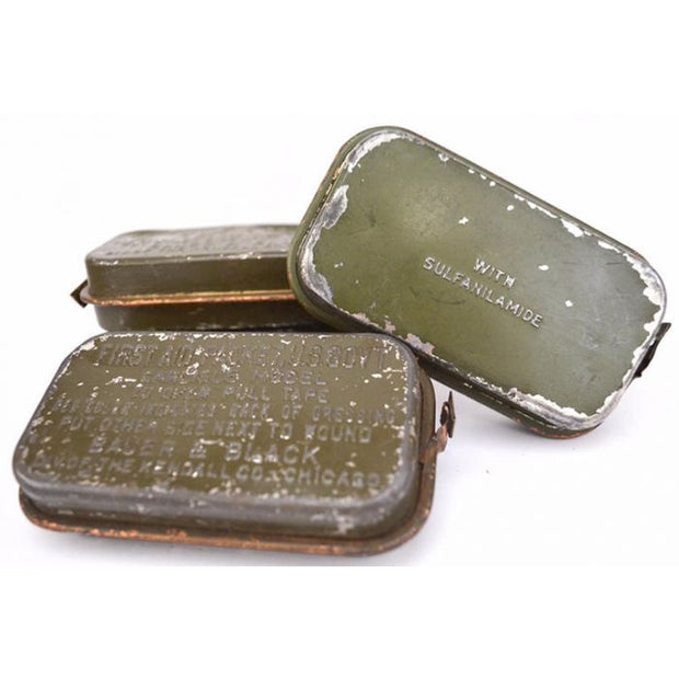 AMERICAN FIRST AID PACKETS CARLISLE MODEL WITH SULFANILAMIDE