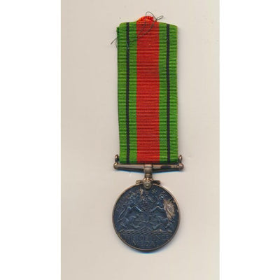 CANADIAN COMMONWEALTH 1939-45 DEFENCE MEDAL