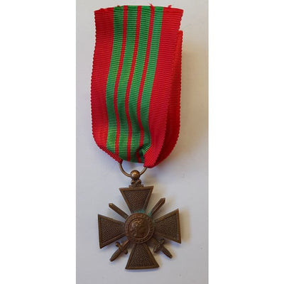 FRANCE WW2 WAR CROSS CROIX DE GUERRE 1939 MEDAL