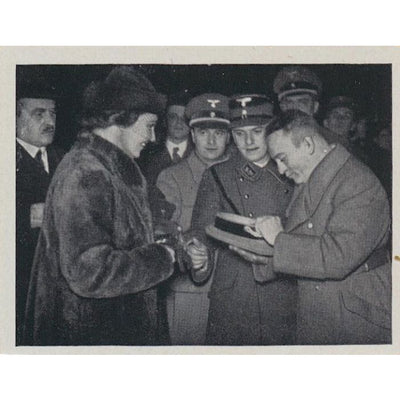 GAULEITER BÜRCKEL SAMMELT ZUM TAG DER NATIONALEN SOLIDARITÄT IN WEIN - CIGARETTE CARDS