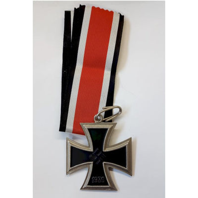 GERMAN 1939 GRAND CROSS WITH RIBBON
