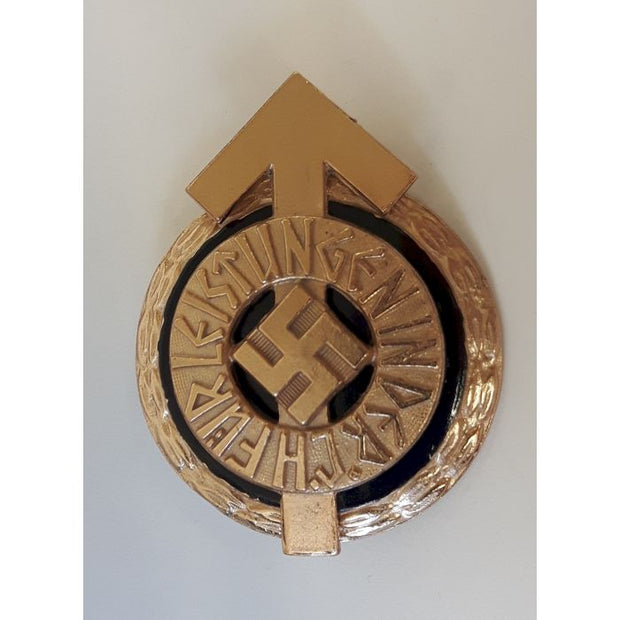 GERMAN HILTER YOUTH GOLDEN LEADER BADGE