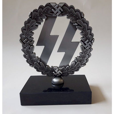 GERMAN SS RUNES & WREATH DESK ORNAMENT
