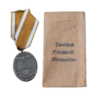 GERMAN DEFENSE WEST WALL MEDAL IN ITS ORIGINAL PACKET OF ISSUE