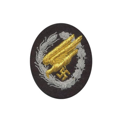 GERMAN LUFTWAFFE PARATROOPER CLOTH BADGE WITH GOLD BULLION EAGLE
