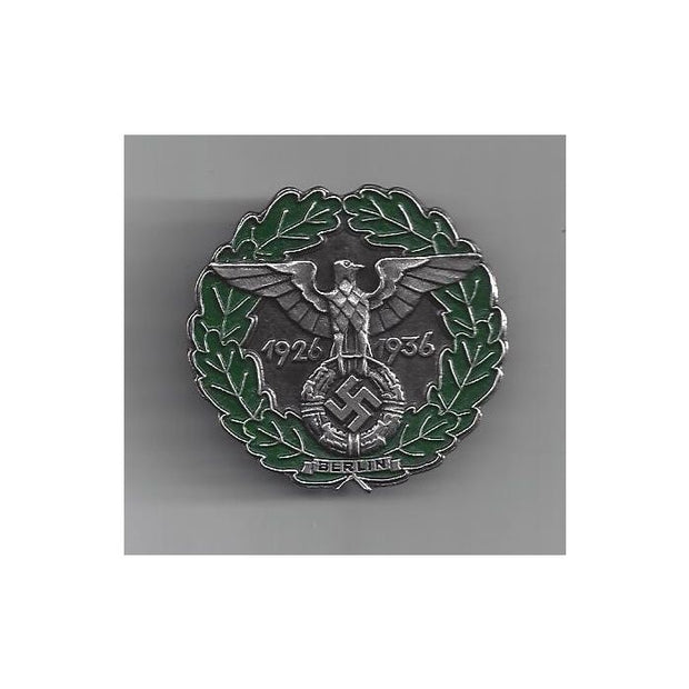 GERMAN GAU BERLIN COMMEMORATIVE BADGE - GREEN AND SILVER