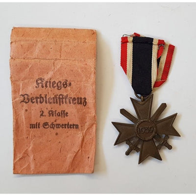 GERMAN WAR MERIT CROSS 2ND CLASS WITH SWORDS AND ISSUE ENVELOPE
