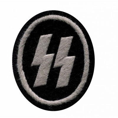 SS- HELFERIN BREAST RUNES JUNIOR RANK BADGE