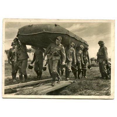 UNSERE WAFFEN SS POST CARD "WITH THE RUBBER BOAT TO THE RIVER"