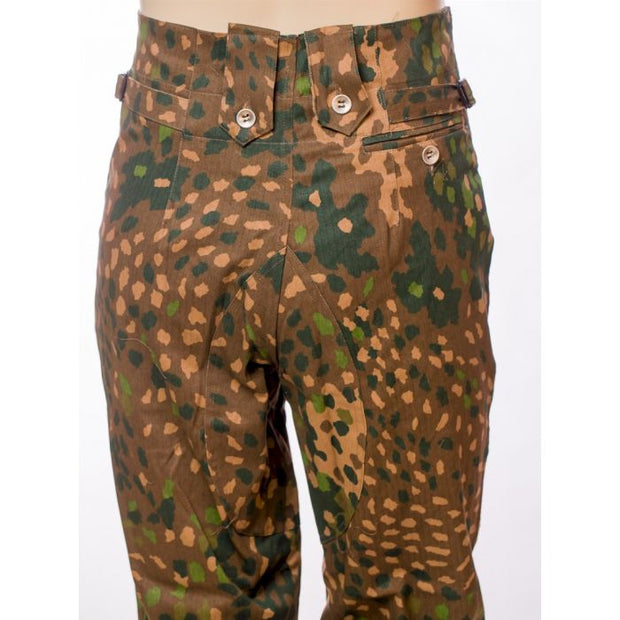 GERMAN SS M-44 DOT PATTERN CAMOUFLAGE DRILL TUNIC & PANTS SET