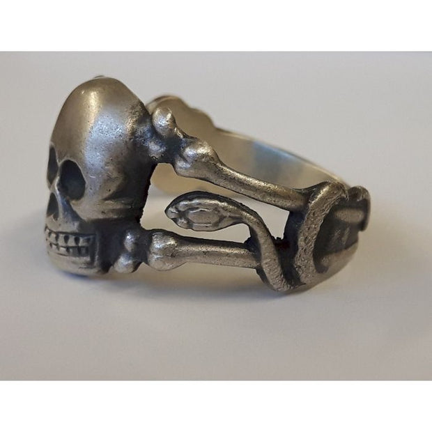 GERMAN WWII SKULL RING SILVER