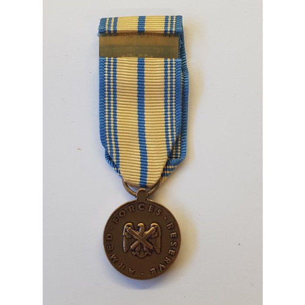 ARMED FORCES RESERVE MEDAL