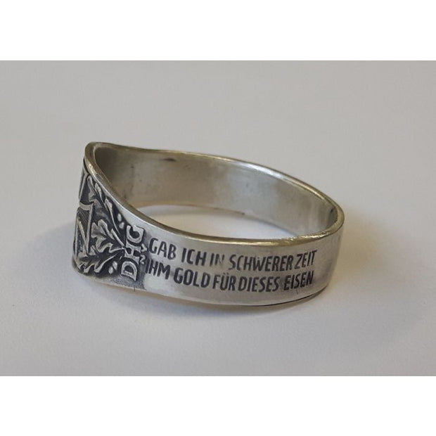 GERMAN 1914 DHG IRON CROSS RING WITH OAK LEAVES