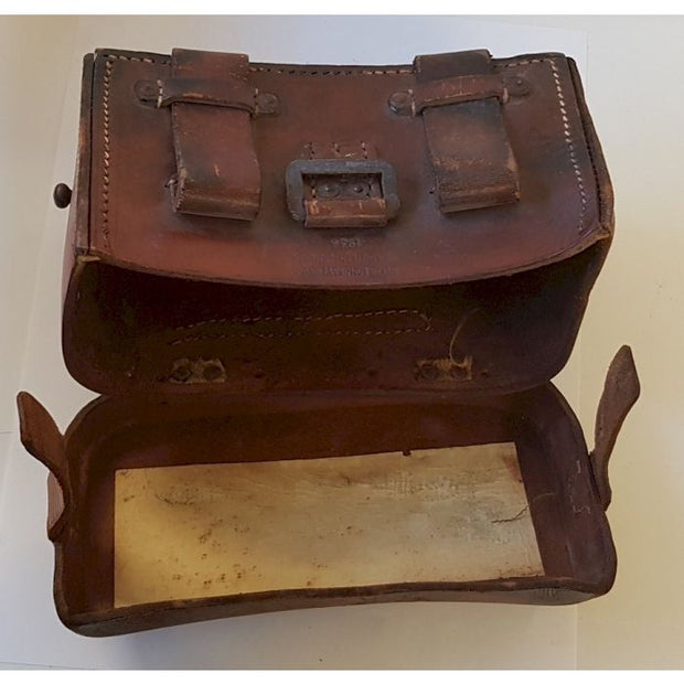 GERMAN 1933 MEDICAL POUCH ORIGINAL