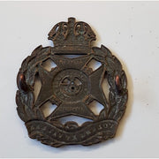 CANADIAN ROYAL RIFLES OF CANADA CAP BADGE