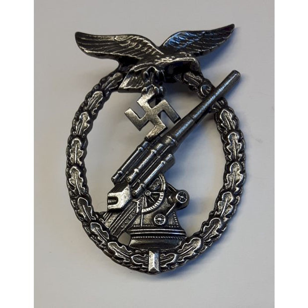 GERMAN ANTI-AIRCRAFT BADGE