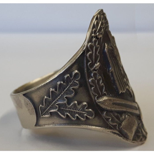 German Wwii General Assualt Badge Ring Silver