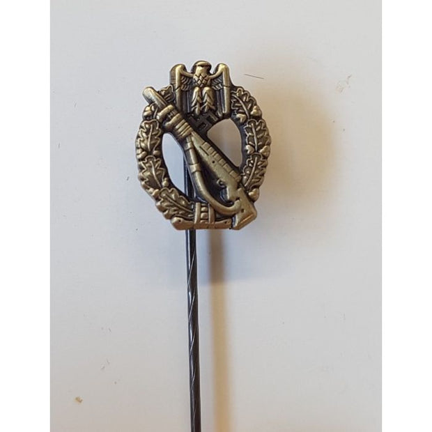 GERMAN INFANTRY ASSAULT STICK PIN WWII BRONZE