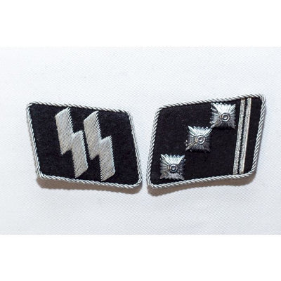 GERMAN SS OBERSTURMFUHRER OFFICER COLLAR TABS