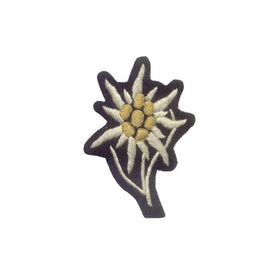 GERMAN WAFFEN SS CLOTH VERSION EDELWEISS (MOUNTAIN TROOP) CAP INSIGNIA
