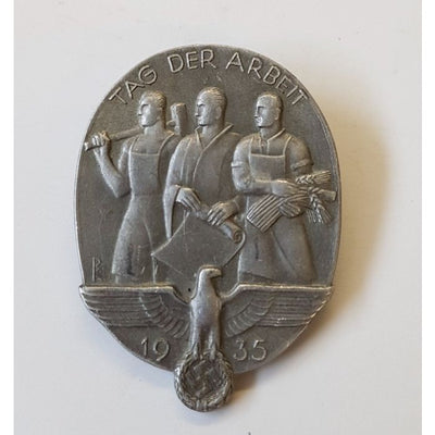 GERMAN WW2 TAG DER ARBEIT 1935 TINNIE