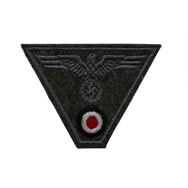 WWII GERMAN ARMY EM TRAPEZOID M43 CAP BADGE