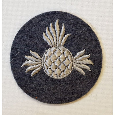 GERMAN LUFTWAFFE AERIAL ARMORER HEAVY BOMBS PERSONNEL TRADE PATCH