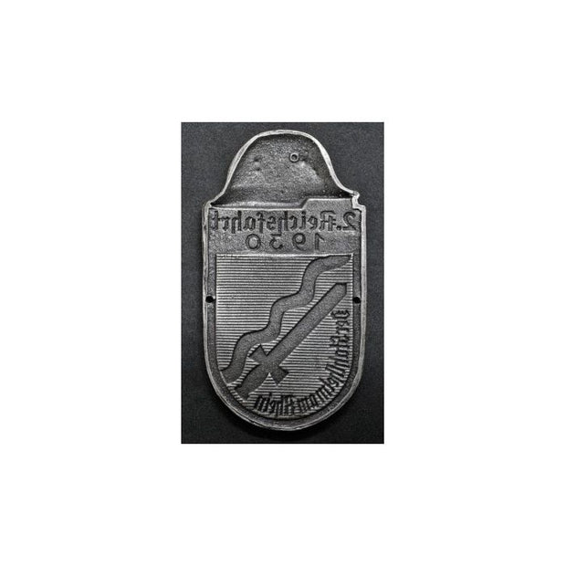 GERMAN CAR PLAQUE 2. REICHSFAHRT 1930 SHEILD SILVER