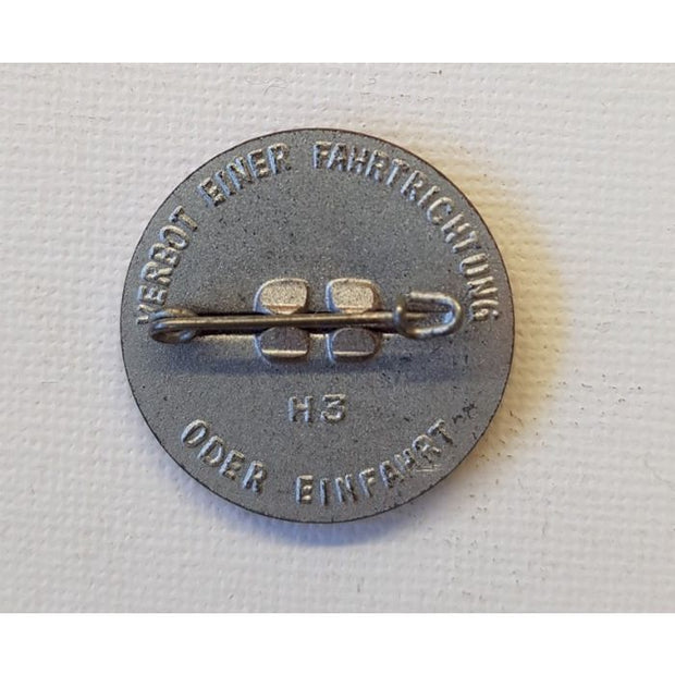 GERMAN WHW DONATION ROAD SIGN PIN - NO ENTRY LIGHT METAL