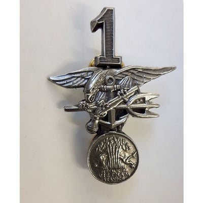 SEAL TEAM 1 SERVICE IN VIETNAM SILVER CLUTCHBACK