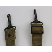 ORIGINAL US WW2 MEDIC BAG SHORT CANTLE STRAP W/ CLIPS