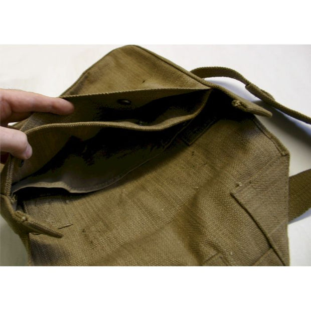 BRITISH P-37 VALISE BAG FOR OFFICERS WITH CARRY STRAP WWII