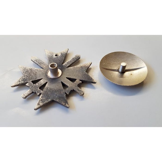 WAR MERIT CROSS 1ST CLASS WITH SWORDS SCREW BACK MAKER L/52