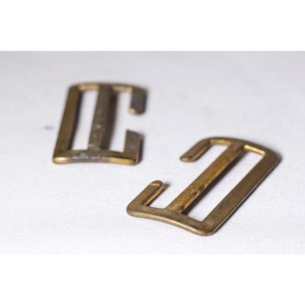 WW2 BRITISH P37 BRASS STRAP AND BACKPACK BUCKLES LOT OF 2