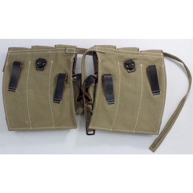WW2 GERMAN MP40 POUCHES LIGHT GREEN / TAN